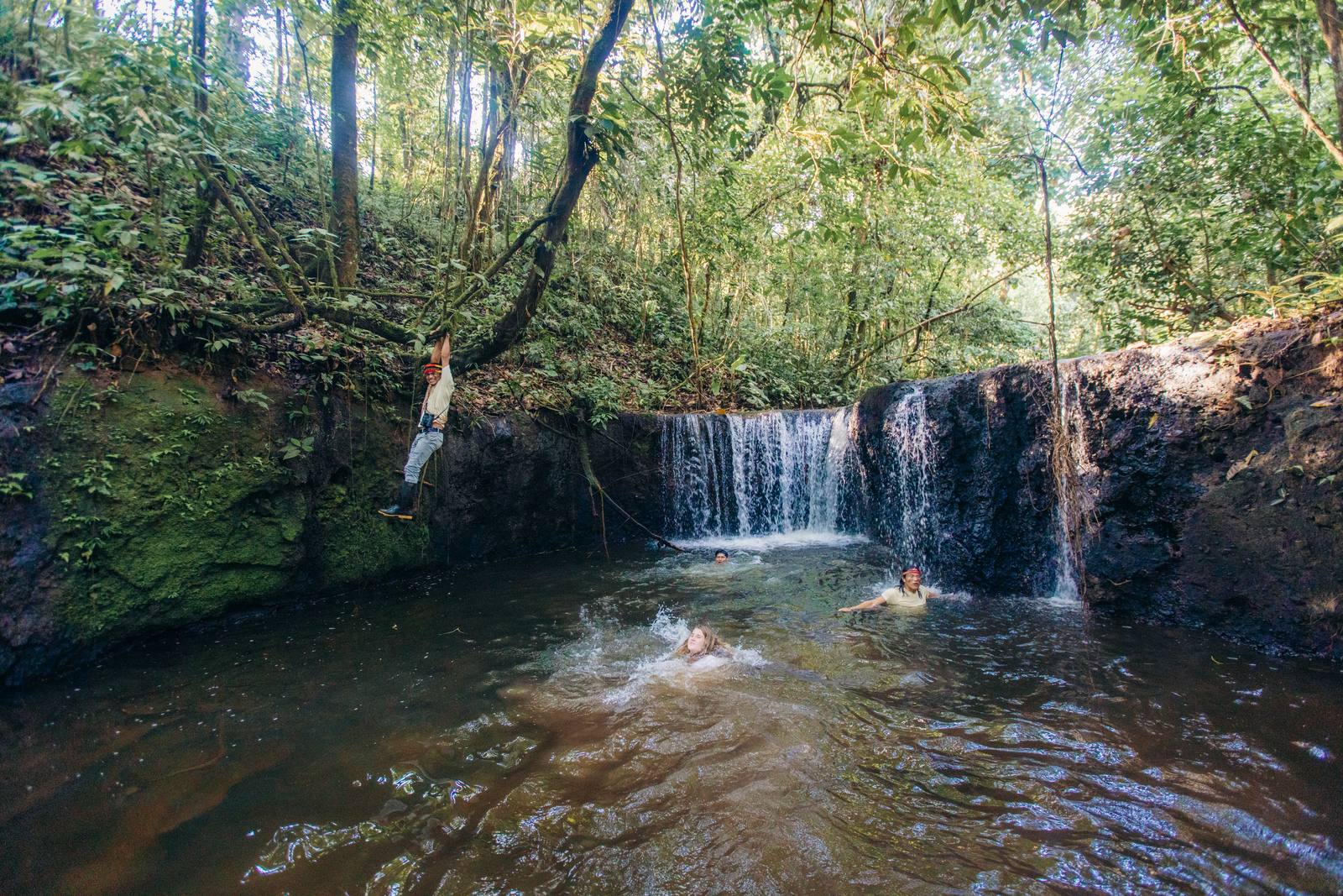 Expedition photography in the Ecuadorian Amazon — Kapawi Ecolodge